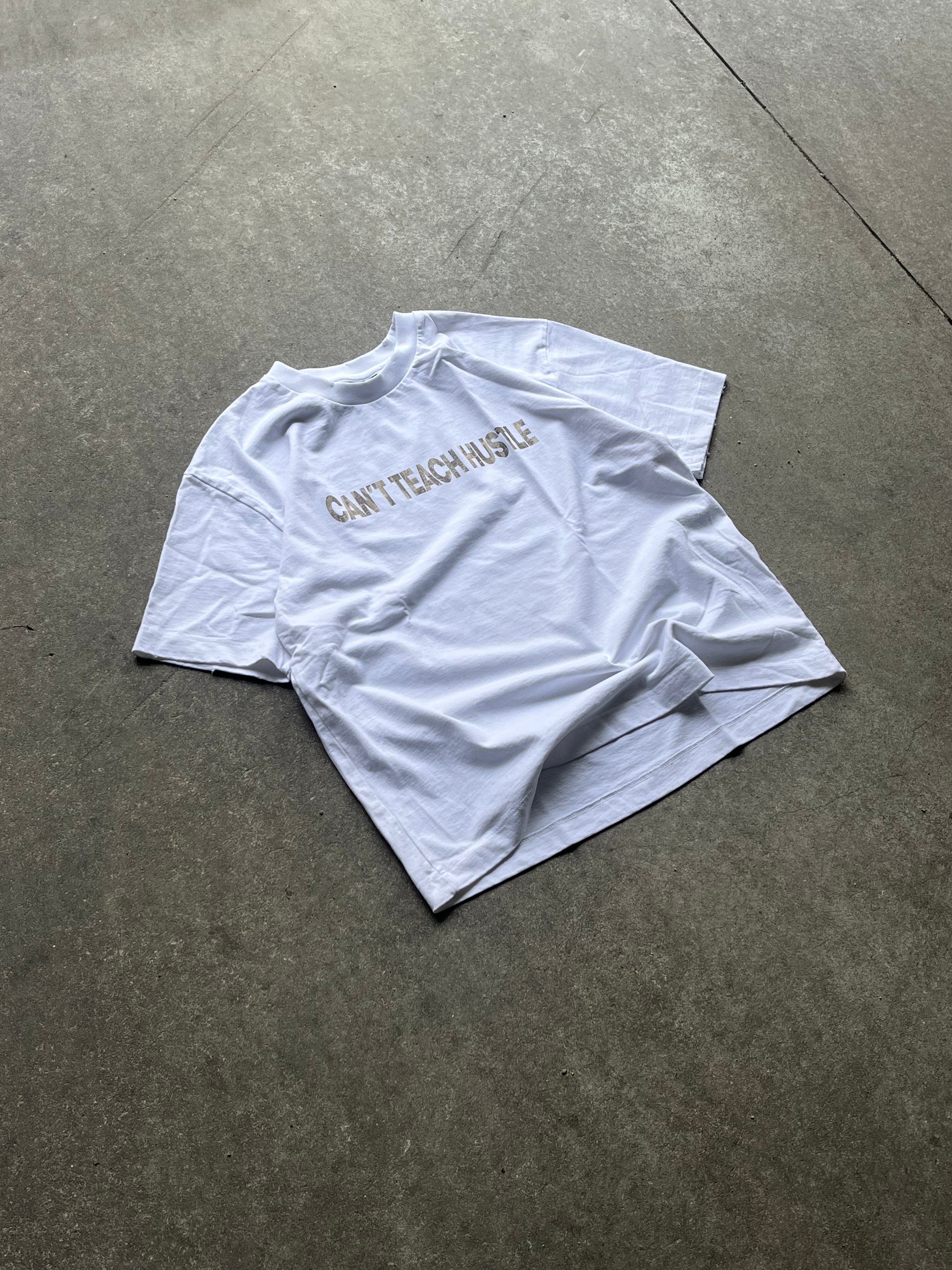VINTAGE HUSTLE TEE